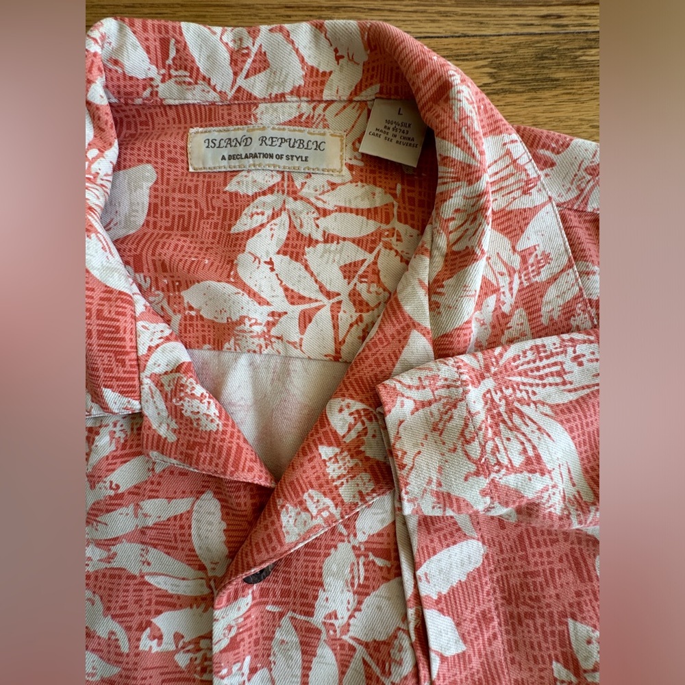 Island Republic Men’s‎ L Shirt Coral Hawaiian 100% Silk Leaf Pattern Tropical